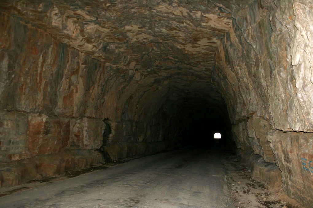Túnel para L’Avellà